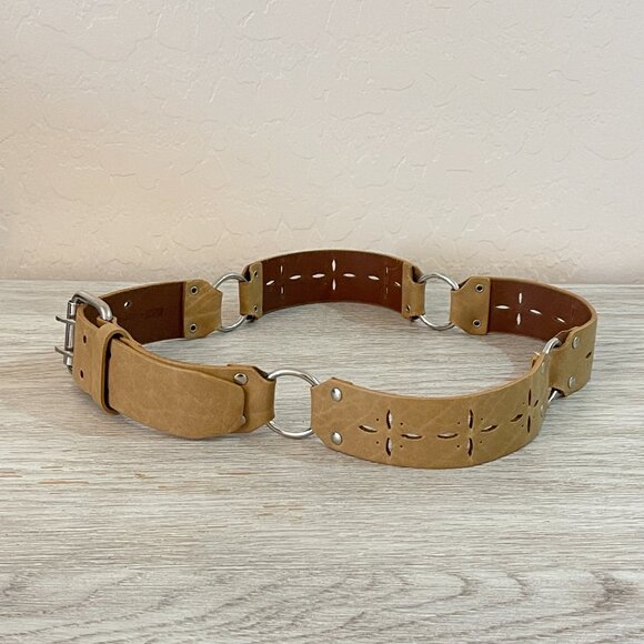 BKE Belt Large Tan Leather Silver O Links Cut Out Design - Picture 5 of 9